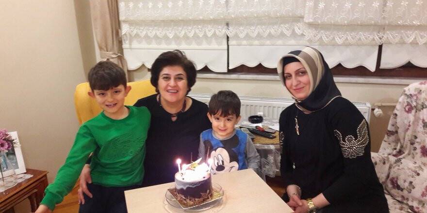 MUKADDES DEMİREL DOĞUM GÜNÜNÜ KUTLADI