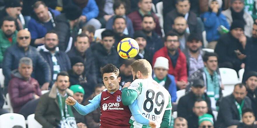 Atiker Konyaspor: 0 - Trabzonspor: 0 (İlk yarı) 