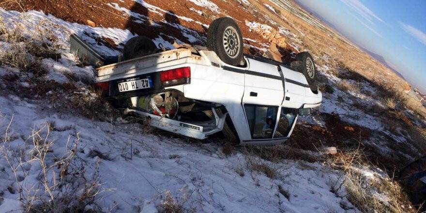 Otomobil takla attı: 3 yaralı