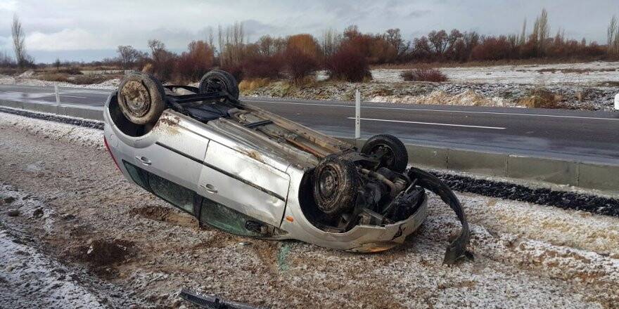 Konya’da otomobil takla attı: 4 yaralı 