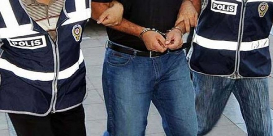 Konya'da FETÖ'den 2 astsubaya tutuklama