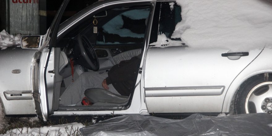 Konya'da Kaza Yapan Aracın Sürücüsü Ölü Bulundu