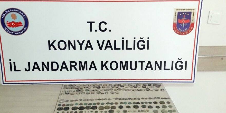 Konya’da 383 parça tarihi eser ele geçirildi
