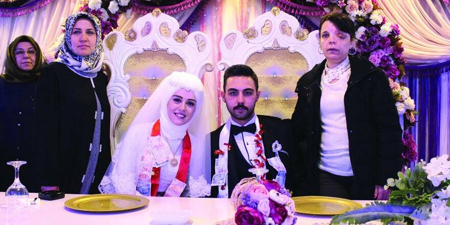 BETÜL İLE MUSTAFA’NIN MUTLU GÜNÜ