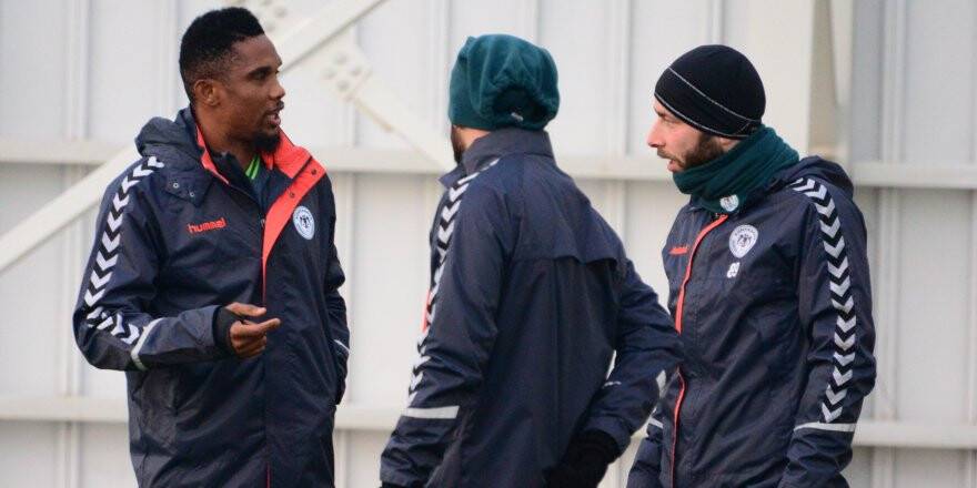 Atiker Konyaspor'da Eto'o ilk antrenmanına çıktı 