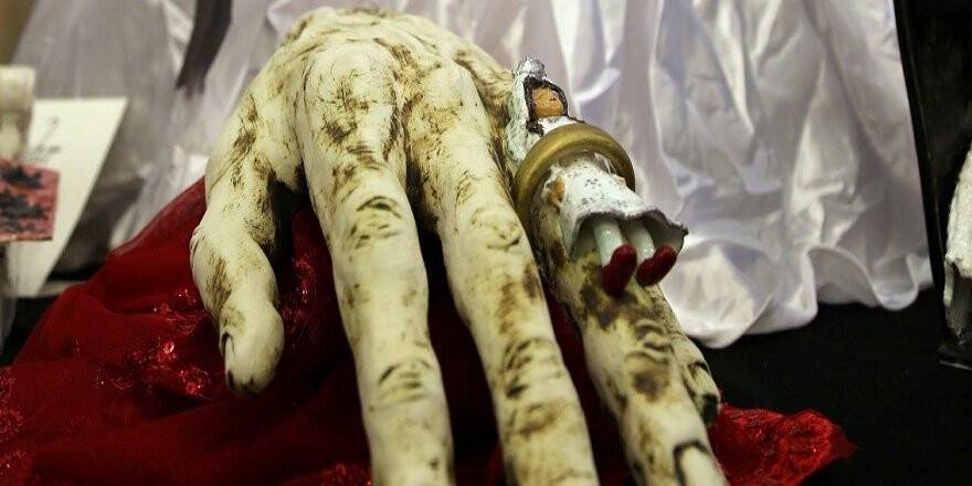 Dünyada her iki saniyede bir kız çocuğu evlendiriliyor