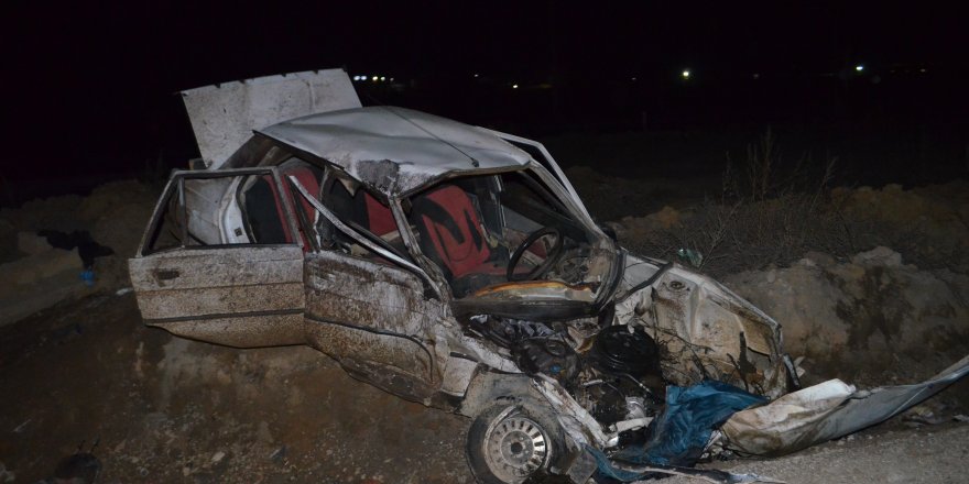 Ilgın'da İki Otomobil Çarpıştı: 2 Yaralı