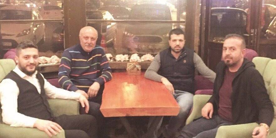 İŞ ADAMLARI SHİSHA KAFE’DE