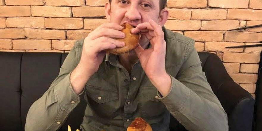 SANAYİCİ İŞ ADAMI ZEKERİYA DOĞDU DİNAMEAT BURGER’DE