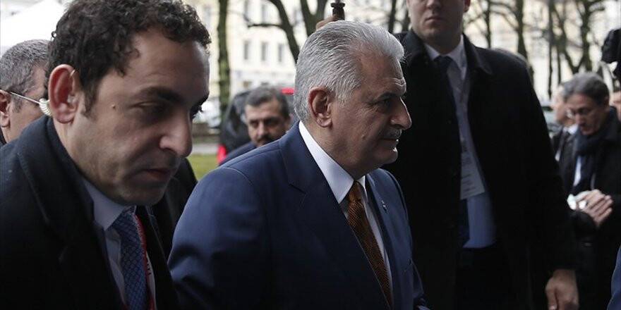 Başbakan Yıldırım'ın Almanya'daki Yoğun Diplomasi Trafiği