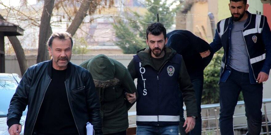 Araç takip cihazlarını söken mazot hırsızları tutuklandı