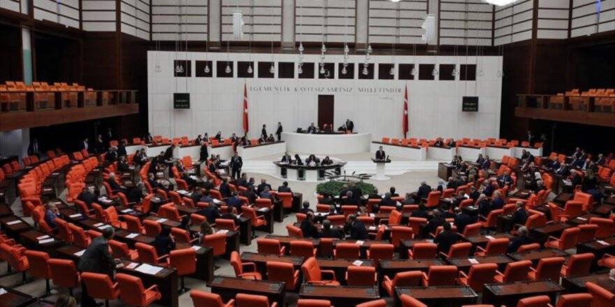 Yardımcı Doçentlik Kadrosunu Kaldıran Teklif Kanunlaştı
