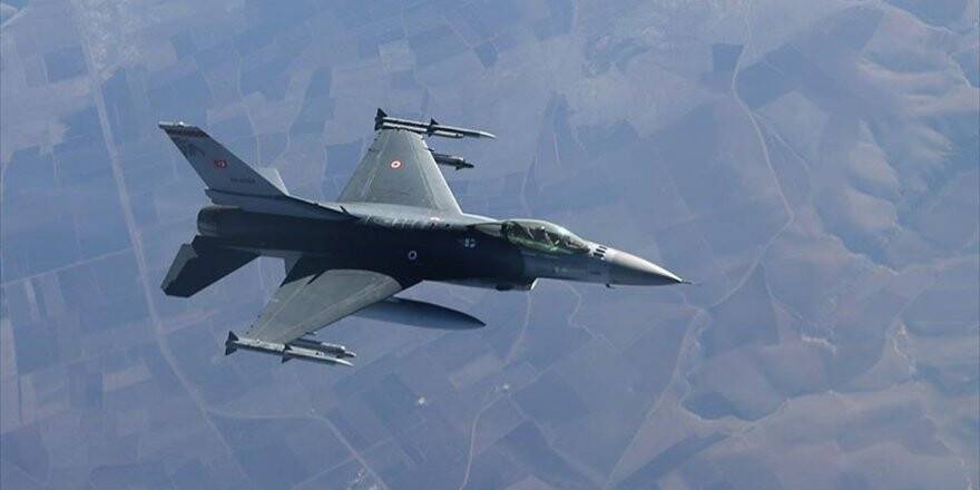 Saldırı Hazırlığındaki Teröristlere Ait Barınak Ve Silah Mevzileri İmha Edildi