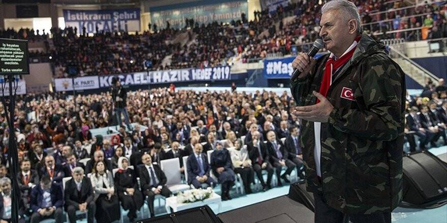 Başbakan Yıldırım: Ülkenin İstiklali İçin 81 Milyon Ayaktayız
