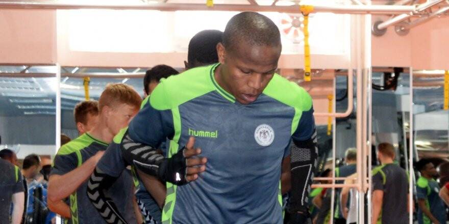 Manyama, antrenman oyuncusu oldu