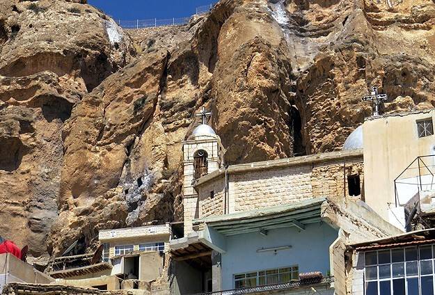 Şam'da kaçırılan rahibeler serbest bırakıldı