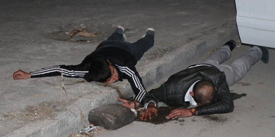 Karatay'da pompalı ile dehşet saçtılar
