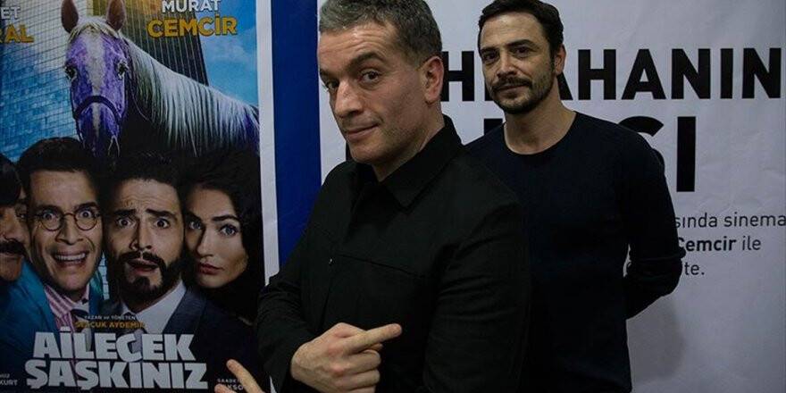 'Ailecek Şaşkınız' Filminin Galası Yapıldı