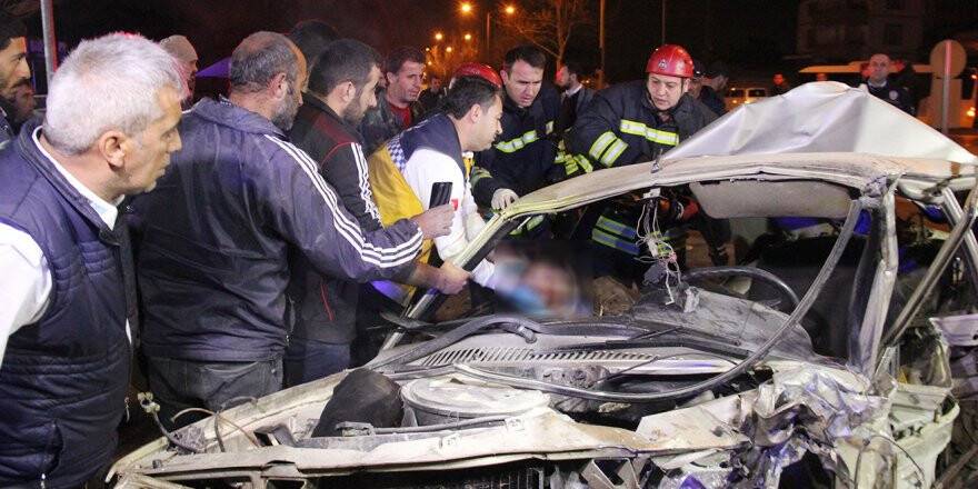 Polisten kaçarken kaza yaptılar