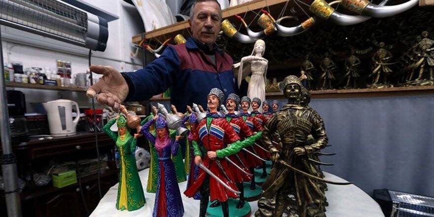 Çerkez Kültürünü Heykellerle Geleceğe Taşıyor