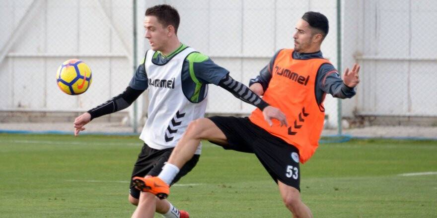 Gençler vites yükseltti