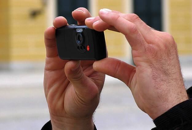 Eş-Şebab'dan "kameralı telefon" yasağı