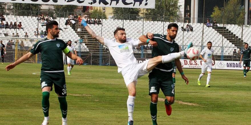 Anadolu Selçukspor dolu dizgin: 0-1
