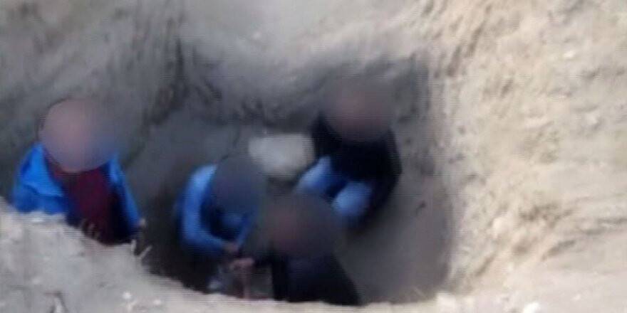 Öğretmen ve arkadaşları uyuşturucu kullanırken yakalandı