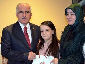 Engellilerden "Renklerin Meşki" sergisi