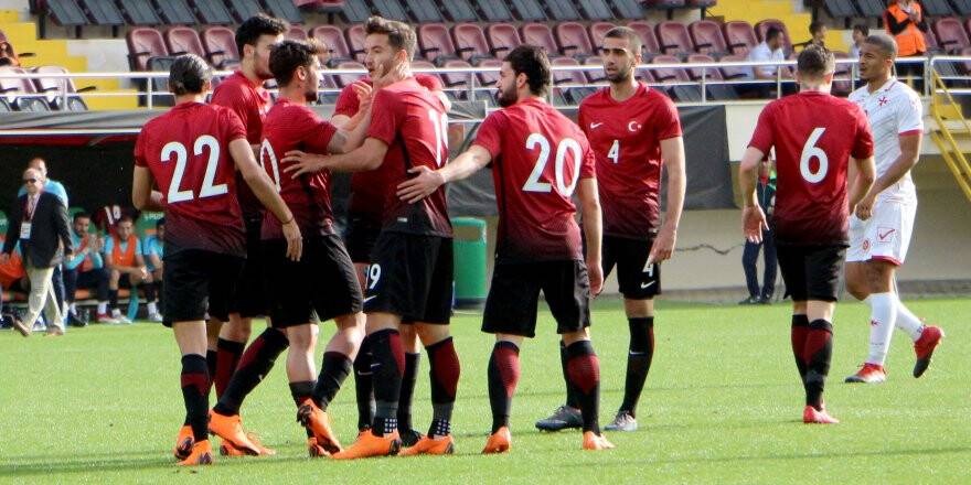 Orkan Çınar, gol ile tanıştı