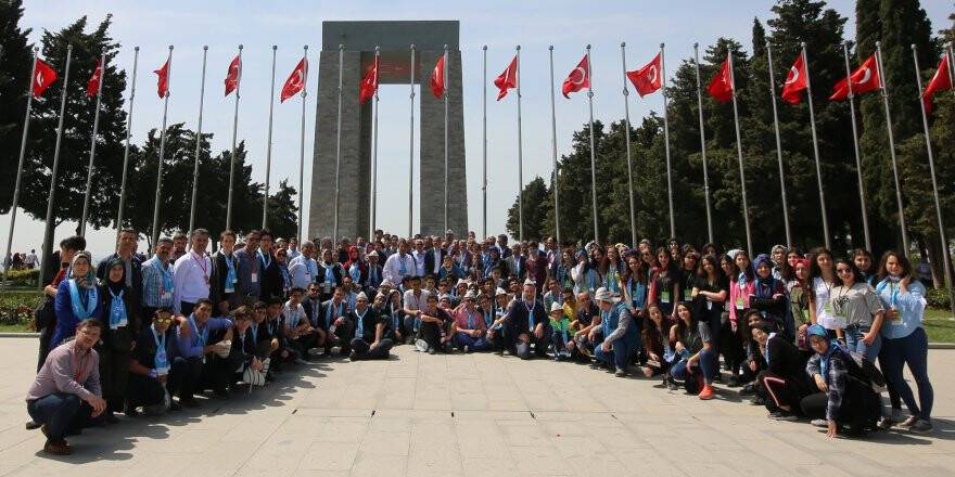 “ÇANAKKALE RUHUNU DİRİ TUTMALIYIZ”