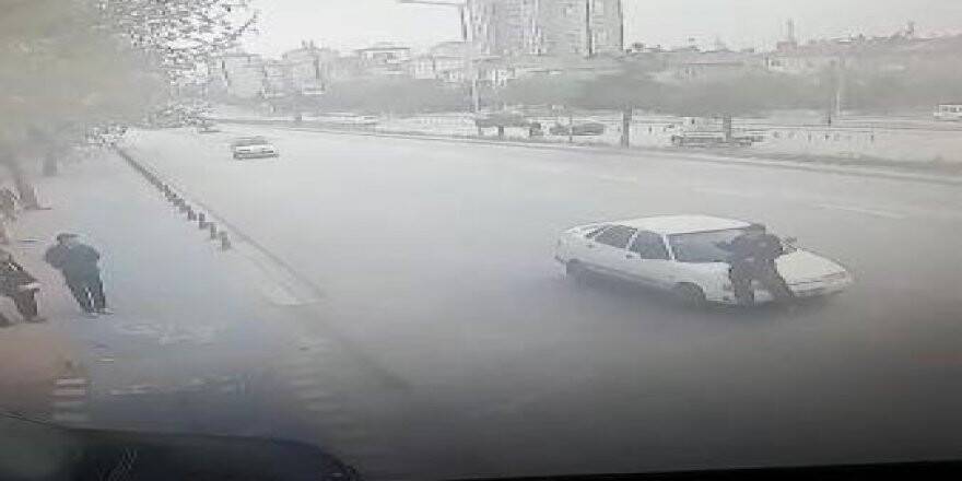 Valiye selam veren polise ve sürücüye, eşit oranda kusur