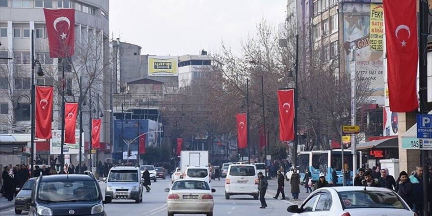 Üniversite Müjdesi Malatya’da Sevinçle Karşılandı