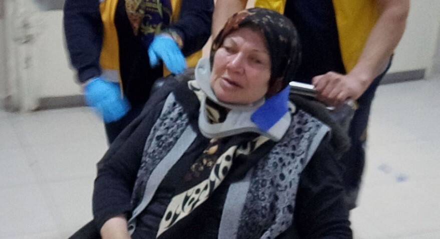 Yaşlı adam eşini hastanelik etti