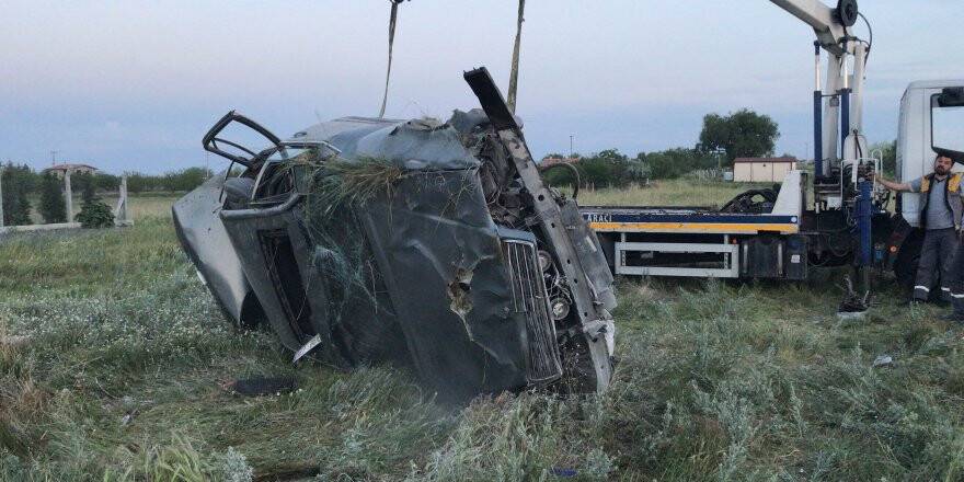 Kontrolden çıkan otomobil takla attı: 1 ölü, 1 ağır yaralı 