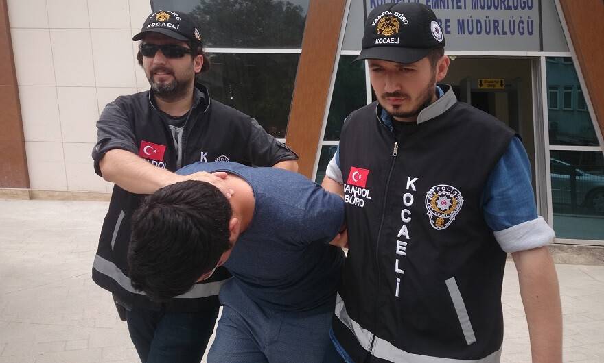 Kapkaççıyı Bakiyesi Yetmeyen Kredi Kartı Ele Verdi