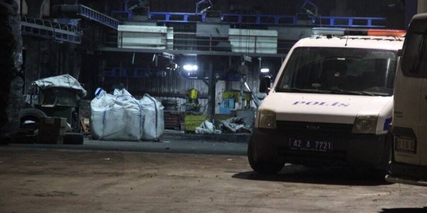 Döküm bandına sıkışan 18 yaşındaki genç hayatını kaybetti 