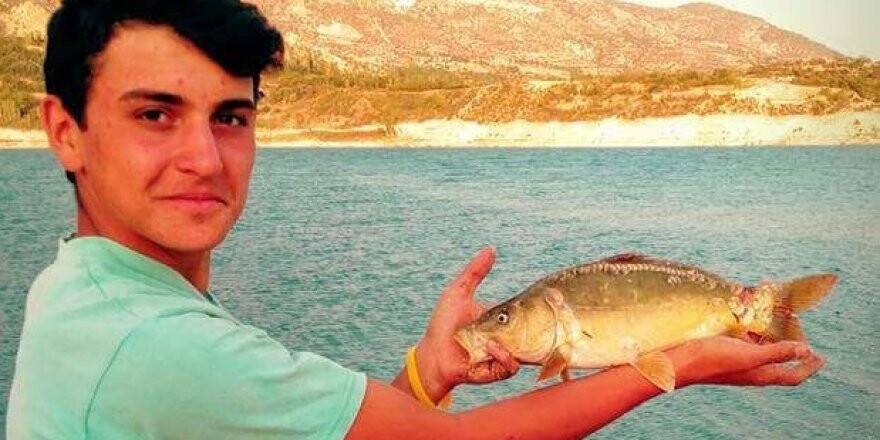 Babasının intihar ettiği bağ evinde asılı bulundu