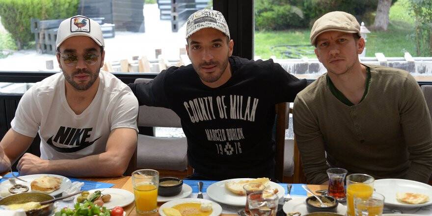 Atiker Konyaspor'da kahvaltı Mehdi'den