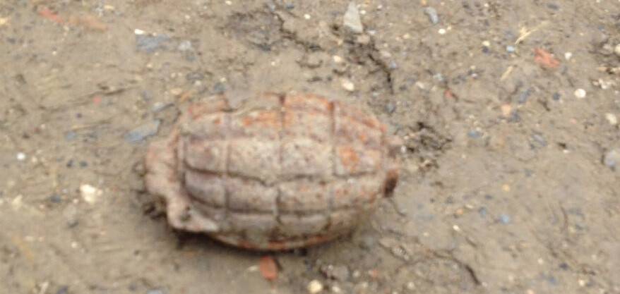 Okulda paniğe neden olan cisim el bombası çıktı