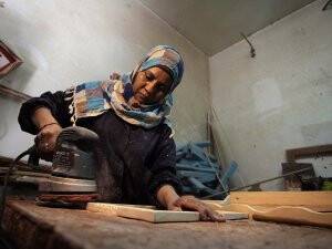 Gazzeli Kadın Marangoz