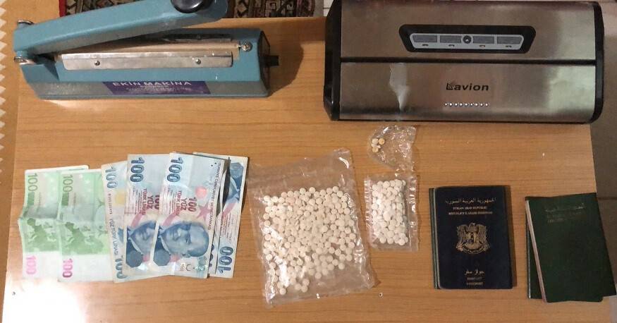 İstanbul’da 'Arap kulüplerinin torbacısı' kıskıvrak yakalandı