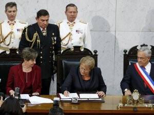 Şili’nin Yeni Devlet Başkanı Bachelet Resmen Görevde