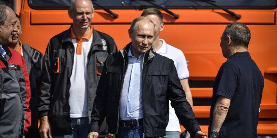 Rusya’nın yeni sembolü olacak köprüyü Putin açtı