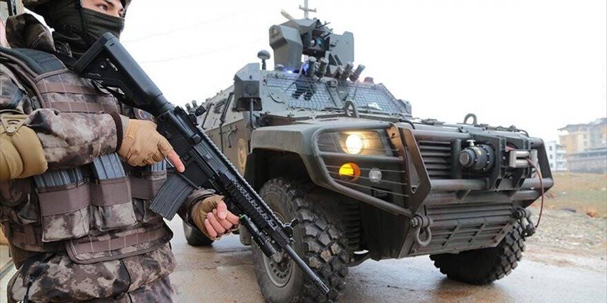 Mardin'de İki Terörist Etkisiz Hale Getirildi