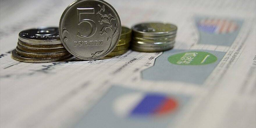 Rus Ekonomisinde Büyüme Hız Kesti