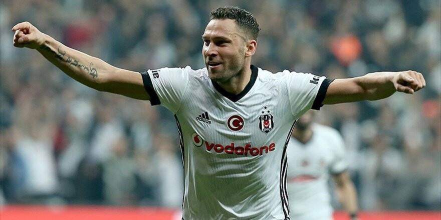 Dusko Tosic Çin Yolunda