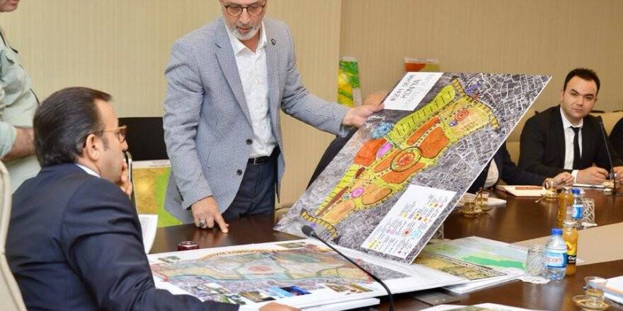 Tuzcuoğlu: Bizim Şehir, medeniyetin yeniden inşası projesidir