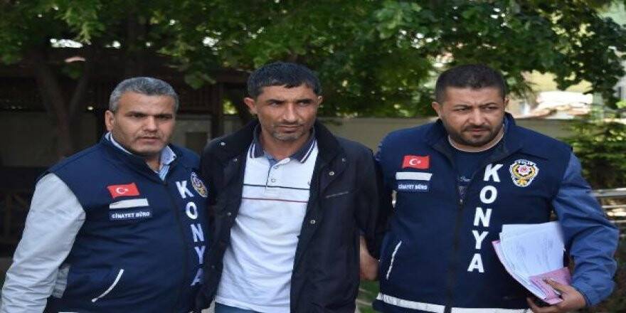 Cinayetleri işlemek için arkadaşından silah istemiş