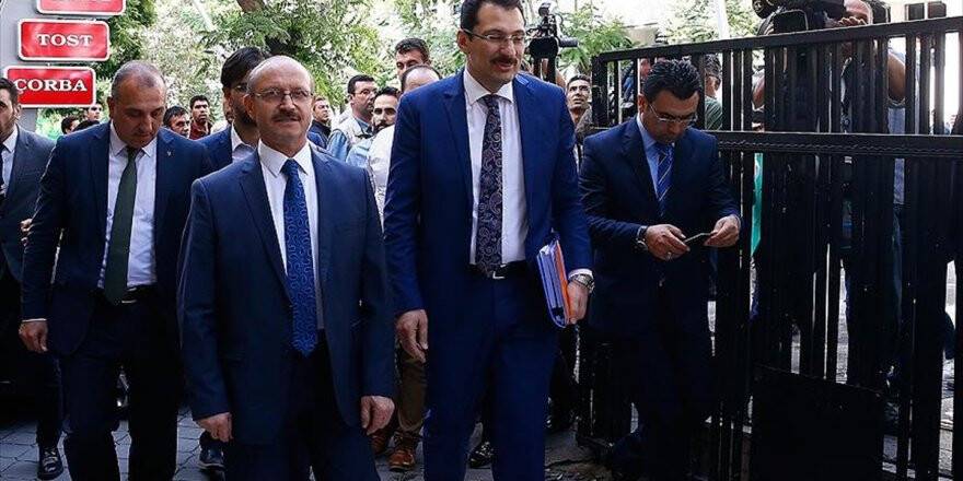 Ak Parti Aday Listesini Ysk'ye Sundu
